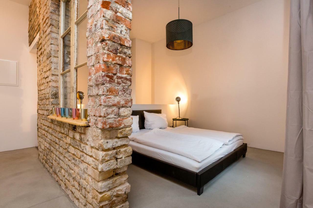 Loft In The Middle Of